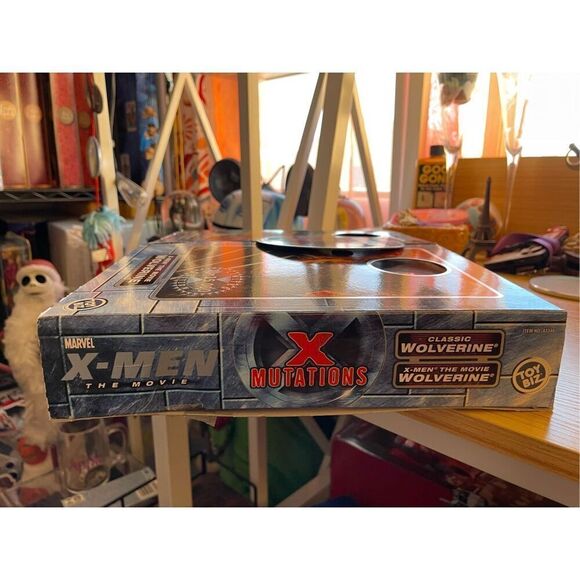 2000 Toy Biz Marvel X-Men The Movie X Mutations Classic & Movie Wolverine Figure - Picture 10 of 15